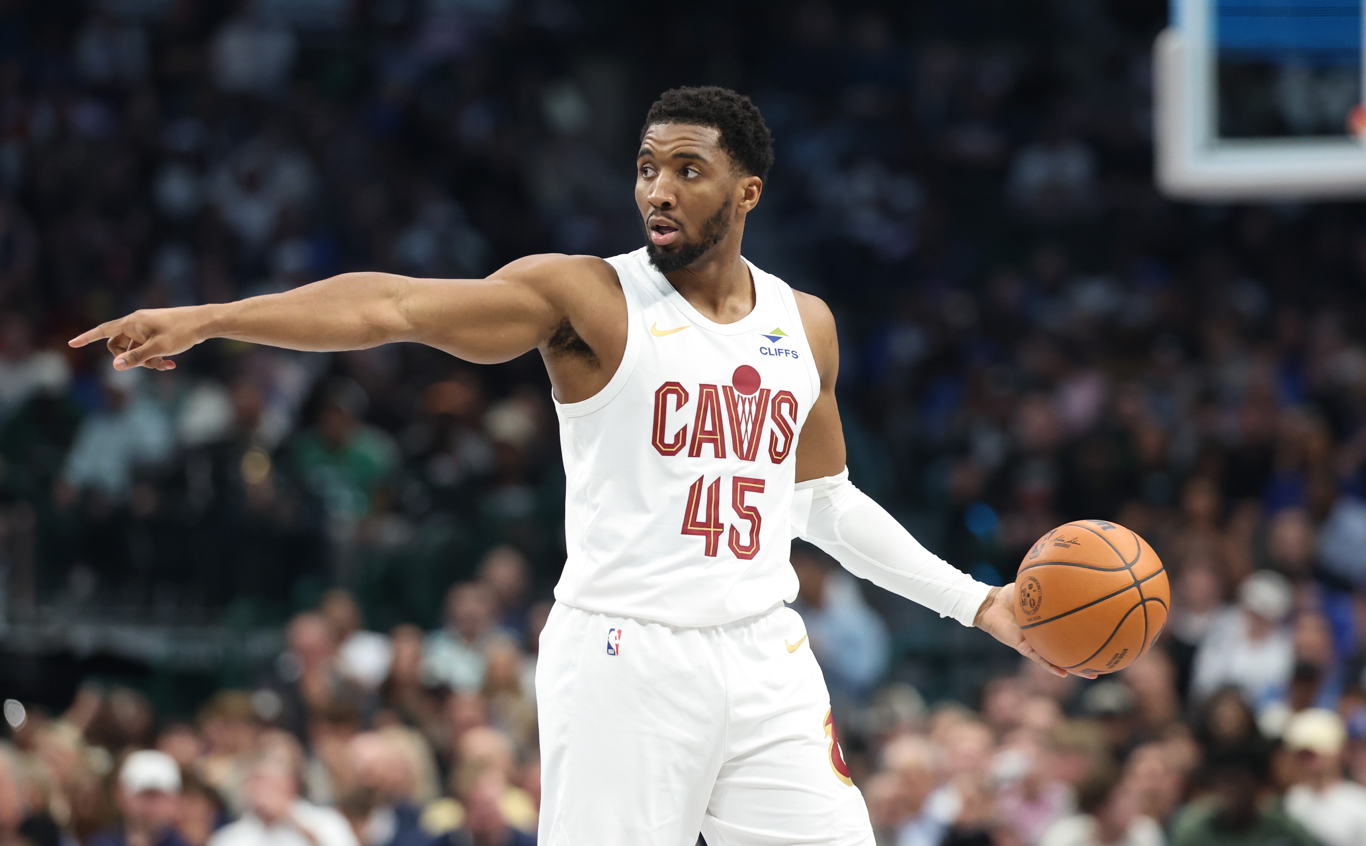 乐鱼体育网站-米切尔：糟糕的失利 必须经历这样的时刻找出问题所在这是好事